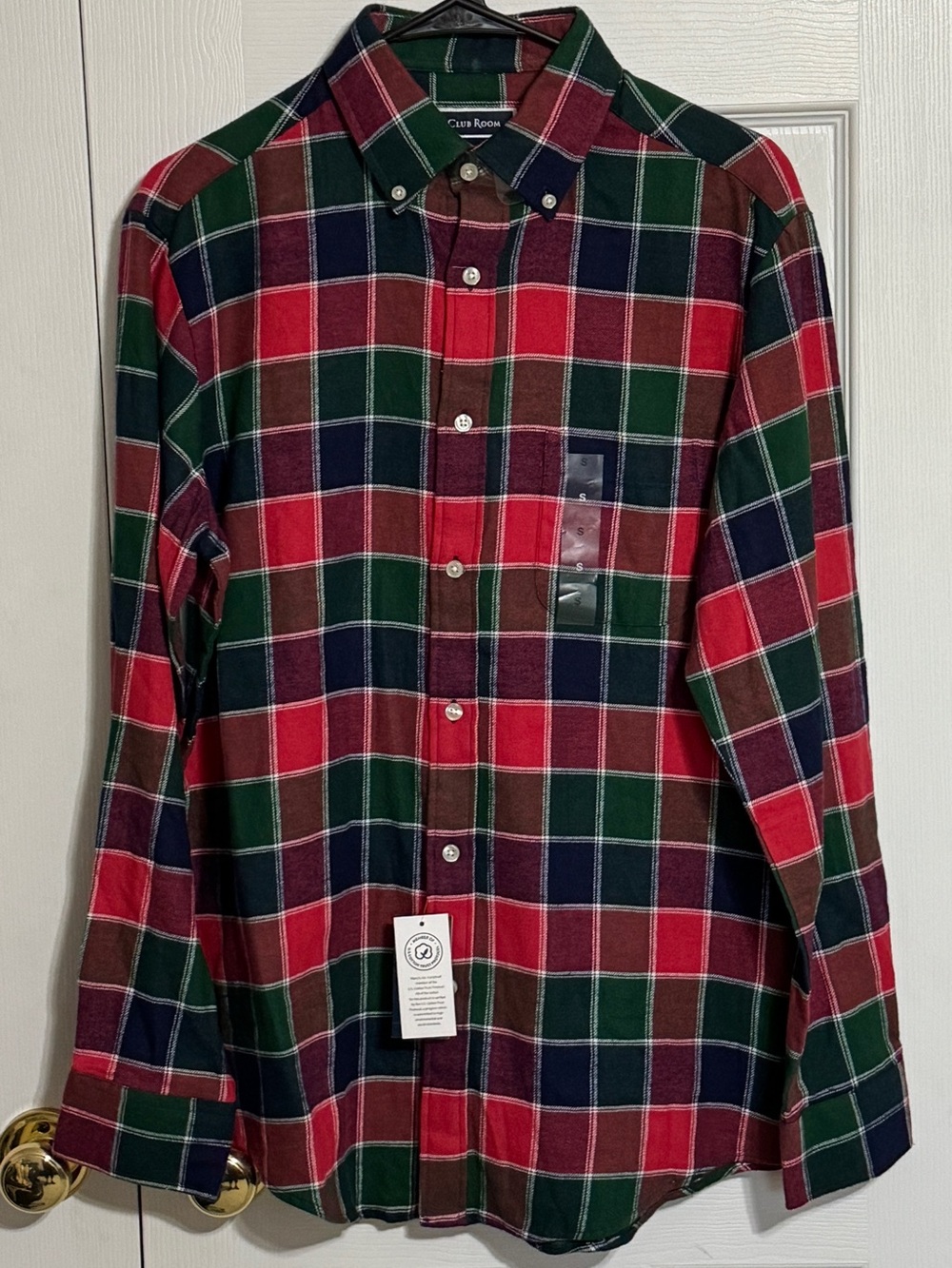 Club Room Men's Red, Green & Navy Plaid Button-Down Shirt